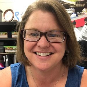 Meet your Posher, Lori